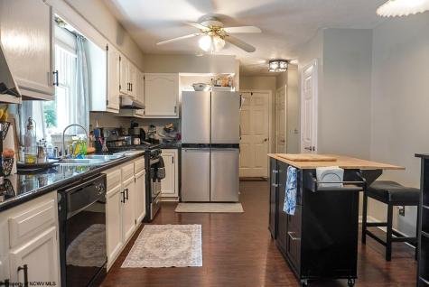 243 Aurora Drive Morgantown WV 26508
