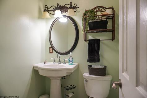 243 Aurora Drive Morgantown WV 26508