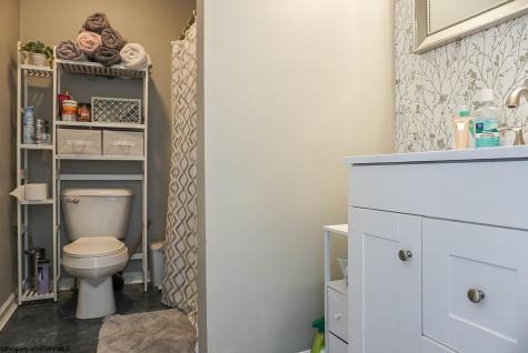 243 Aurora Drive Morgantown WV 26508