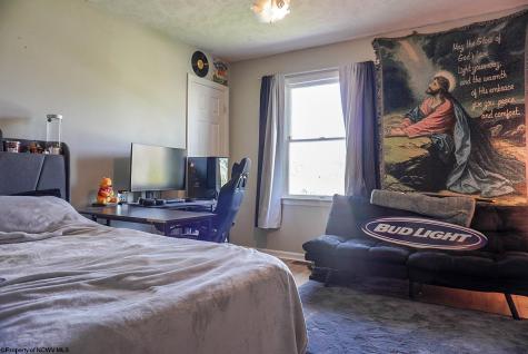 243 Aurora Drive Morgantown WV 26508