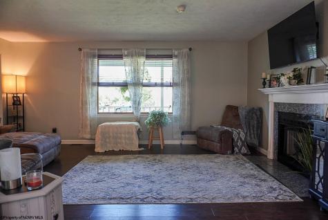 243 Aurora Drive Morgantown WV 26508