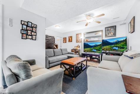 102 June Lane Morgantown WV 26508