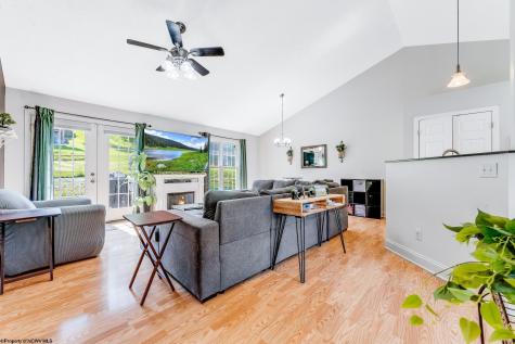 102 June Lane Morgantown WV 26508