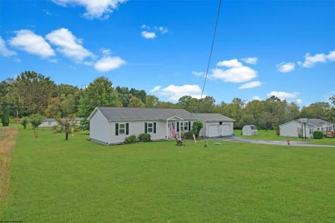 81 Sunset Drive Reedsville WV 26547