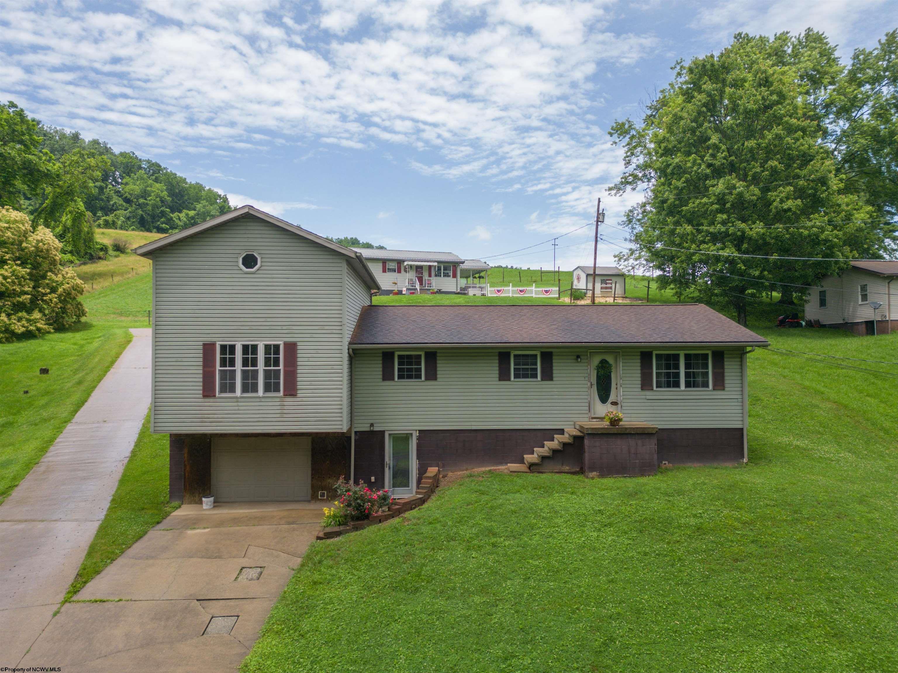 186 Green Acres Road Clarksburg WV 26301