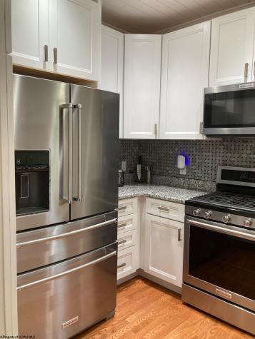 125 Cottage Avenue Weston WV 26452