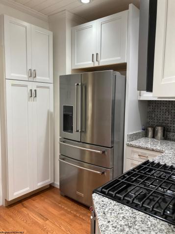 125 Cottage Avenue Weston WV 26452