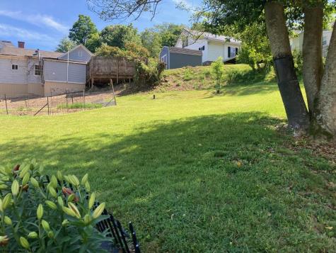 125 Cottage Avenue Weston WV 26452