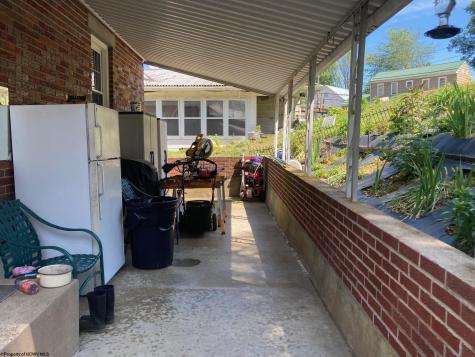 125 Cottage Avenue Weston WV 26452