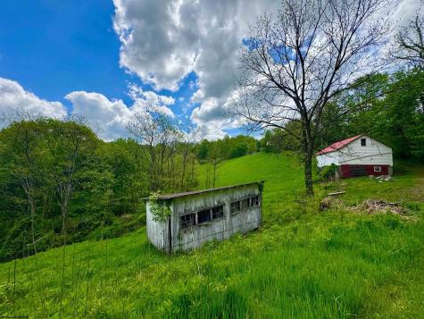 14451 Proctor Creek Road New Martinsville WV 26155