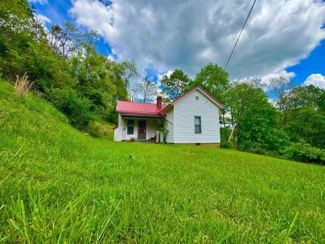 14451 Proctor Creek Road New Martinsville WV 26155
