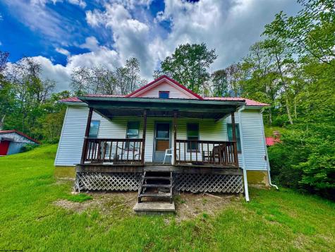 14451 Proctor Creek Road New Martinsville WV 26155