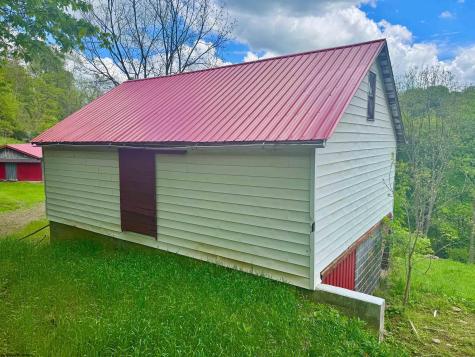 14451 Proctor Creek Road New Martinsville WV 26155