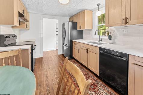 16 Davis Heights Road Maidsville WV 26541