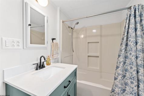 16 Davis Heights Road Maidsville WV 26541