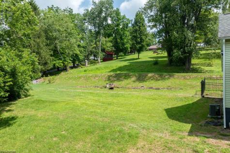 16 Davis Heights Road Maidsville WV 26541