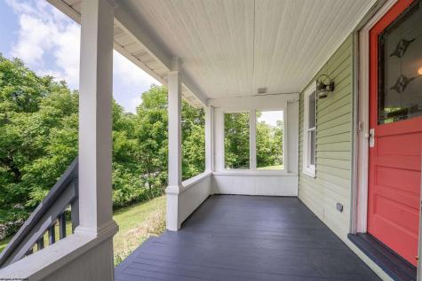 16 Davis Heights Road Maidsville WV 26541