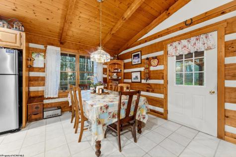 37 Sorrel Court Terra Alta WV 26764