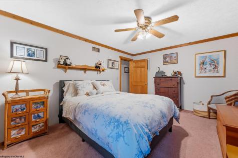 37 Sorrel Court Terra Alta WV 26764