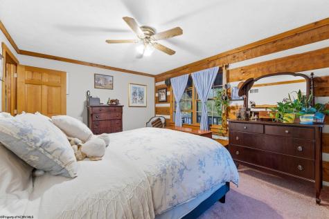 37 Sorrel Court Terra Alta WV 26764