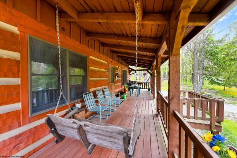 37 Sorrel Court Terra Alta WV 26764