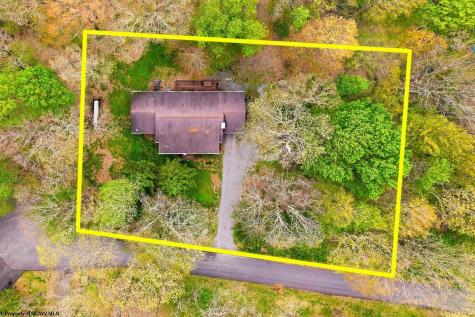 37 Sorrel Court Terra Alta WV 26764