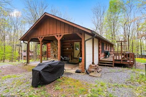37 Sorrel Court Terra Alta WV 26764