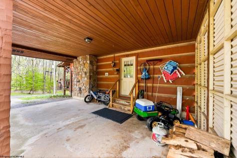 37 Sorrel Court Terra Alta WV 26764