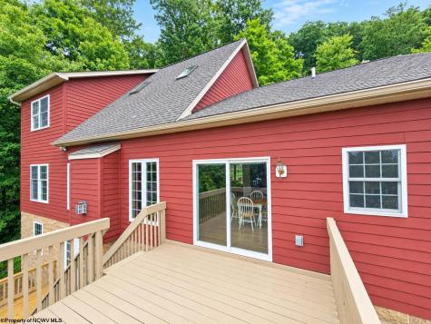 39 Dockview Lane Morgantown WV 26508