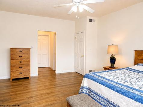 39 Dockview Lane Morgantown WV 26508