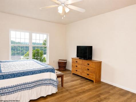 39 Dockview Lane Morgantown WV 26508