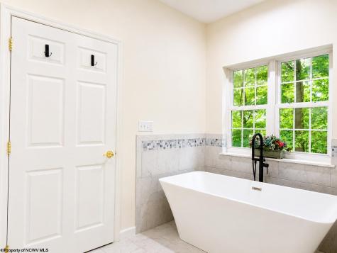 39 Dockview Lane Morgantown WV 26508