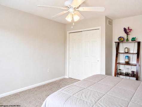 39 Dockview Lane Morgantown WV 26508