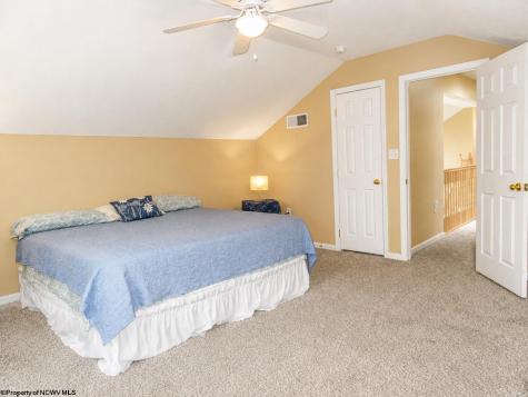 39 Dockview Lane Morgantown WV 26508