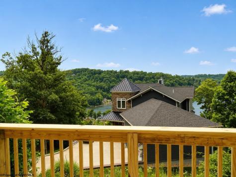 39 Dockview Lane Morgantown WV 26508