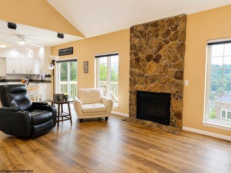 39 Dockview Lane Morgantown WV 26508