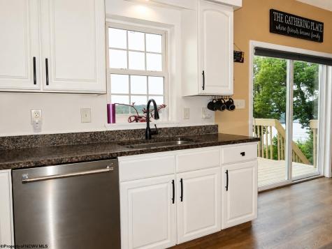 39 Dockview Lane Morgantown WV 26508