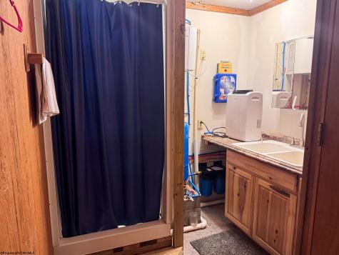 2086 Teagarden Fork Road Metz WV 26585