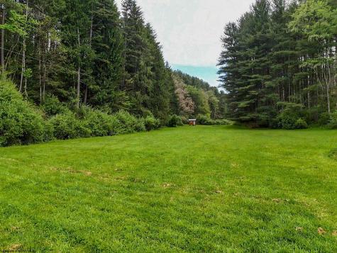 2086 Teagarden Fork Road Metz WV 26585