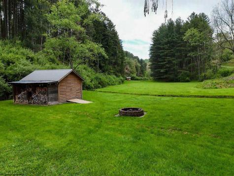2086 Teagarden Fork Road Metz WV 26585