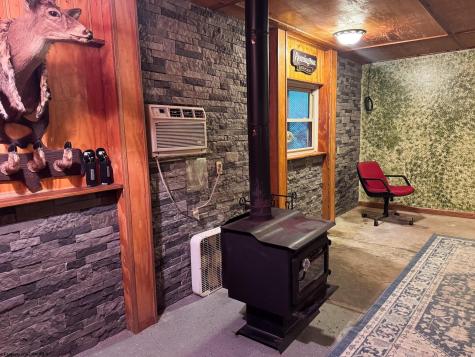 2086 Teagarden Fork Road Metz WV 26585