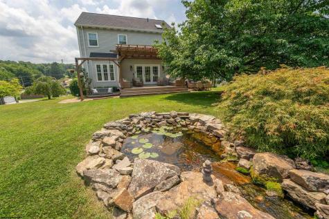 104 Lockwood Drive Morgantown WV 26508