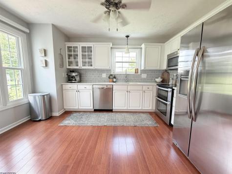 104 Lockwood Drive Morgantown WV 26508