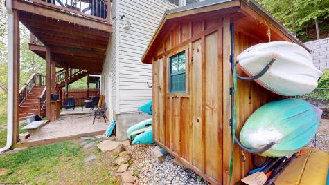 378 White Island Road Fairmont WV 26554
