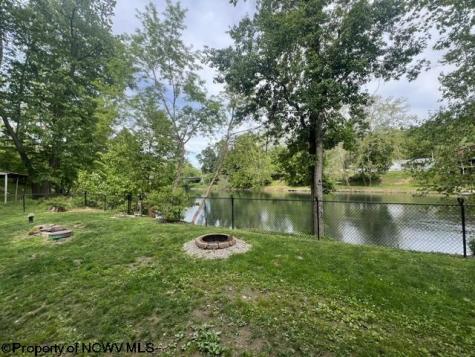 378 White Island Road Fairmont WV 26554