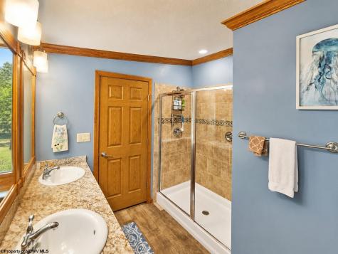 14107 Back Mountain Road Durbin WV 26264