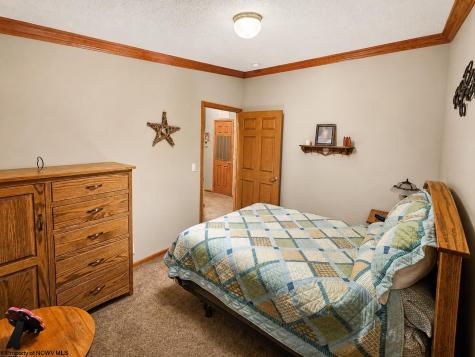 14107 Back Mountain Road Durbin WV 26264