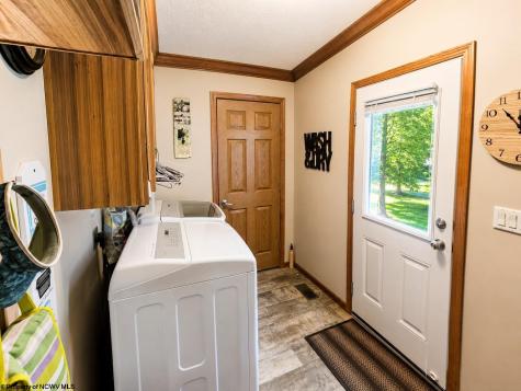 14107 Back Mountain Road Durbin WV 26264