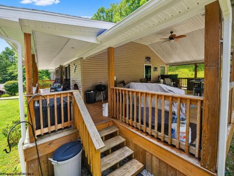 14107 Back Mountain Road Durbin WV 26264