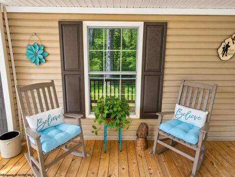 14107 Back Mountain Road Durbin WV 26264